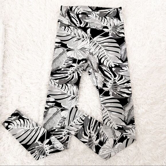 Koral Black White Floral Paradise High Rise Athletic Leggings SZ S NWOT - Picture 7 of 12